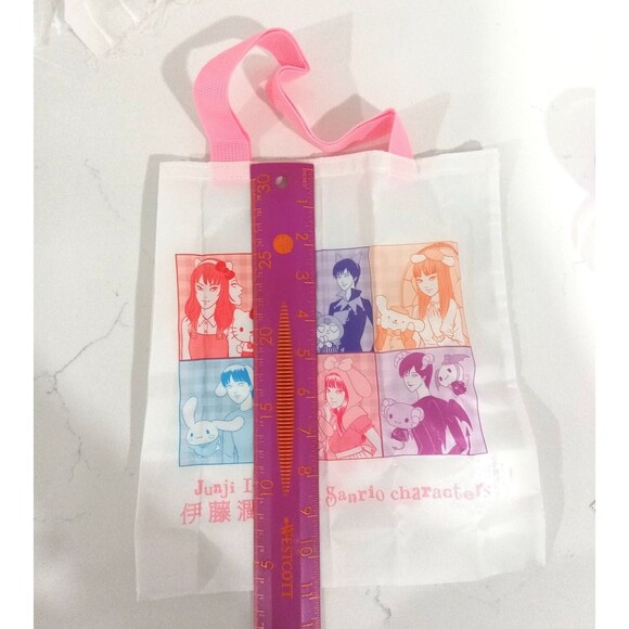 Sanrio Characters by Junji Ito small bag - Picture 5 of 7